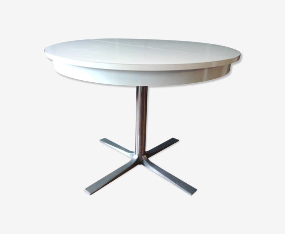 Vintage round table with extensions 1970
