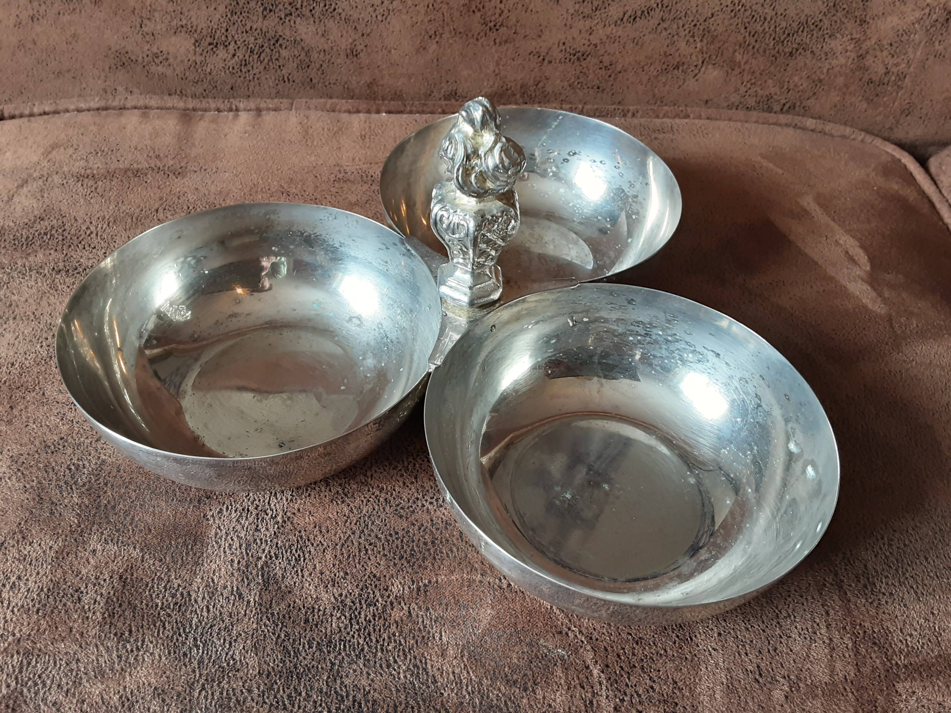 Original metal compartment dish
