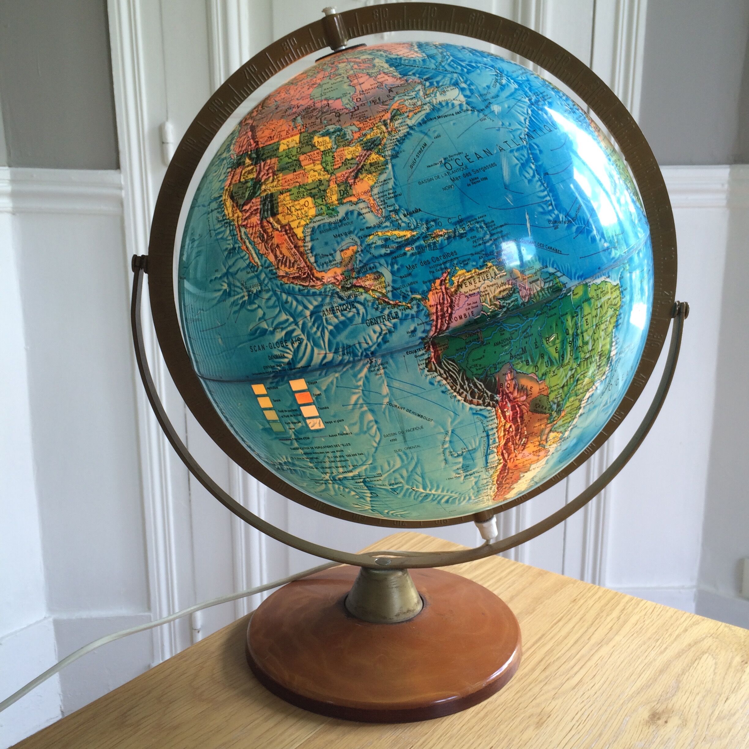 Globe Scan Globe light Denmark