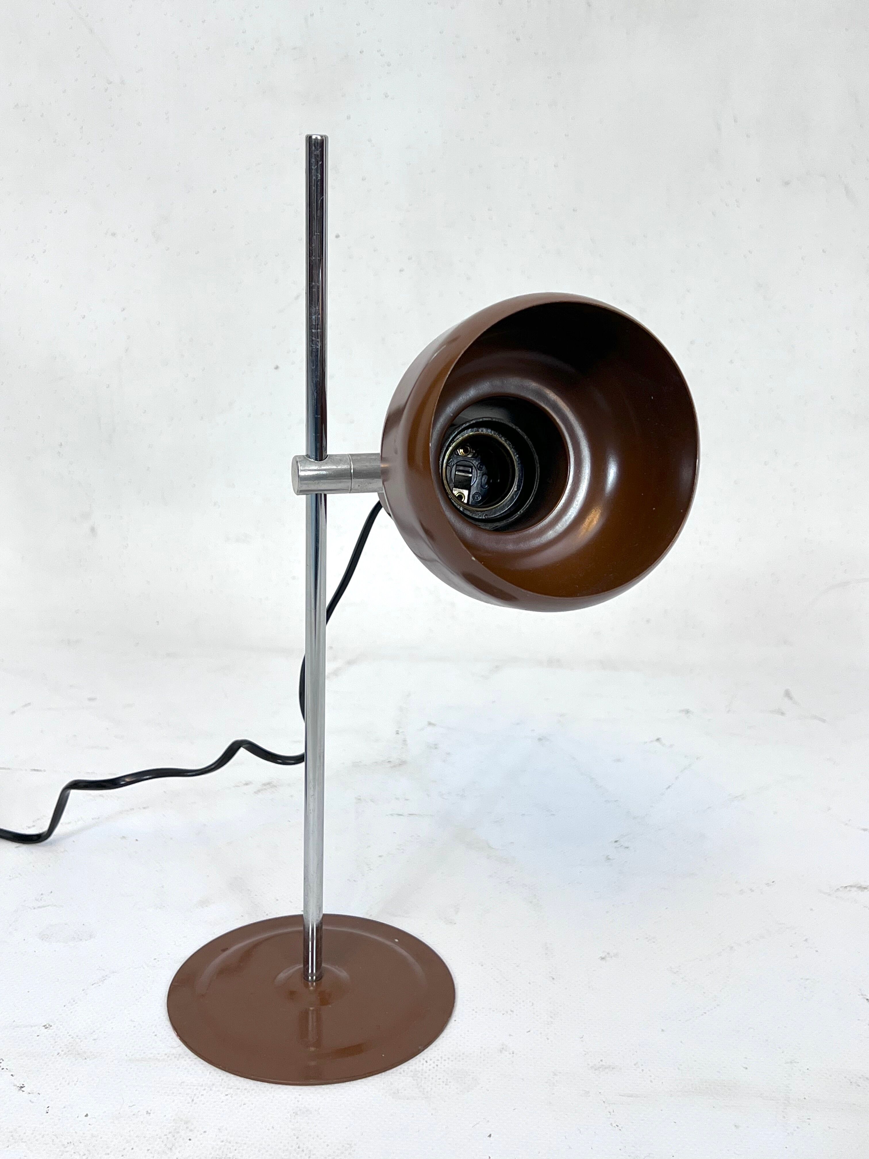 Vintage Italian articulated metal table lamp from 70s