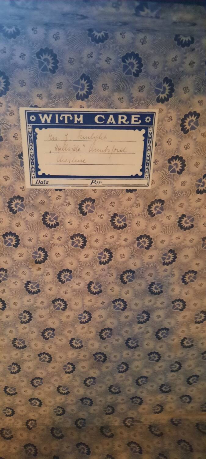 English travel trunk