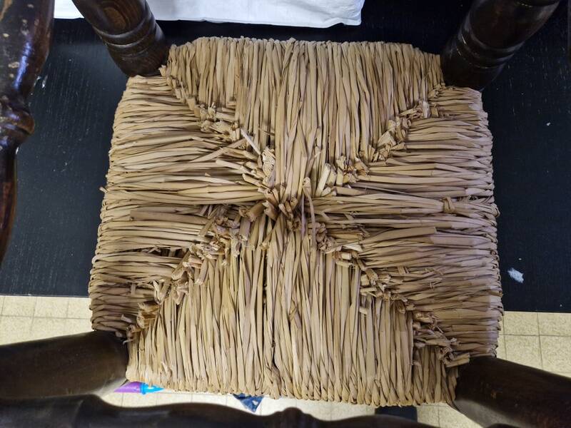 Charles Dudouyt (1885-1946) - Low chair in turned wood and straw - 1940