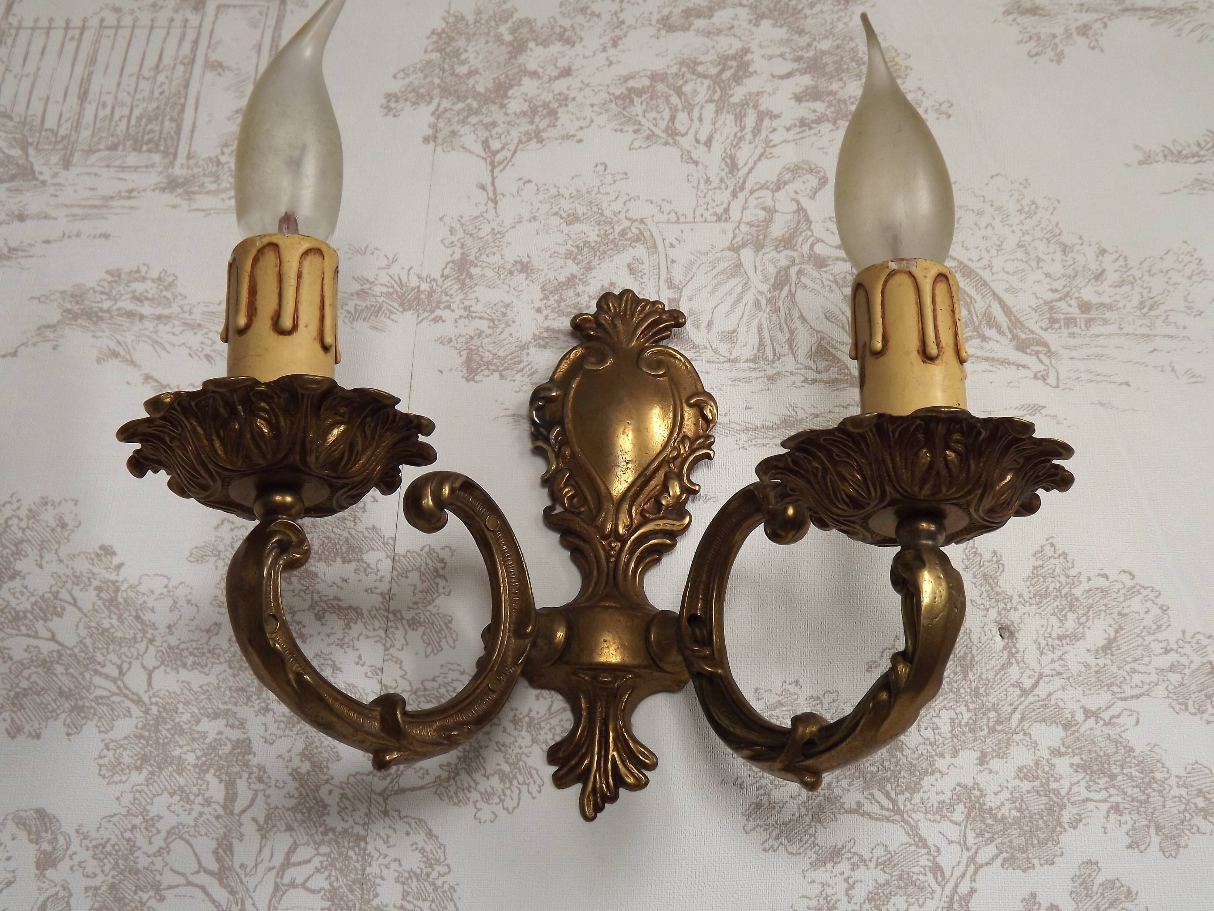 Vintage French Traditional Style Bronze Double Wall Light 5351