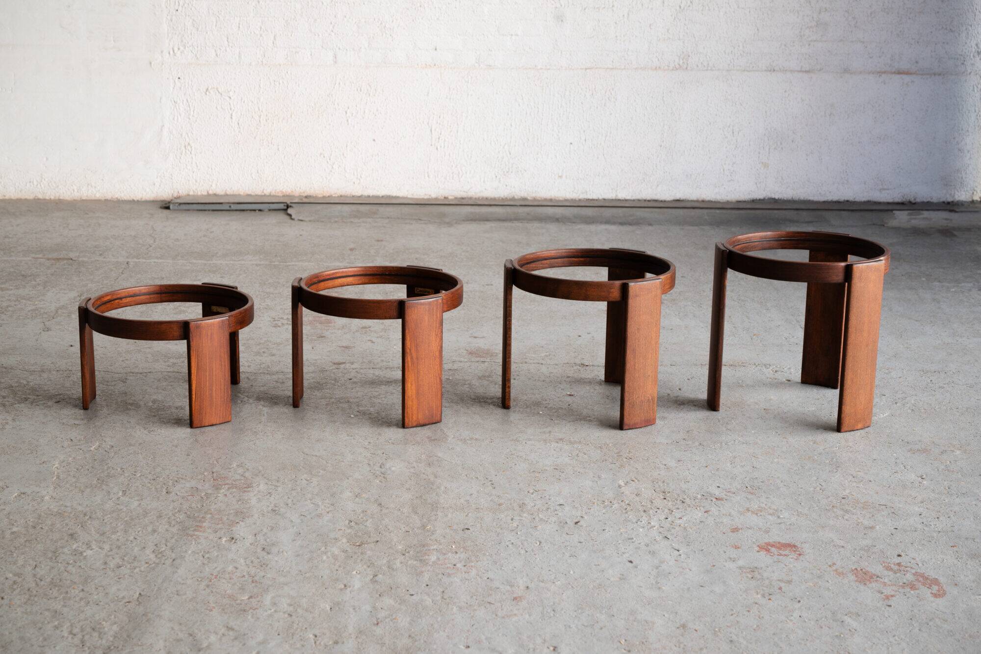 Set of 4 nesting tables by Gianfranco Frattini.