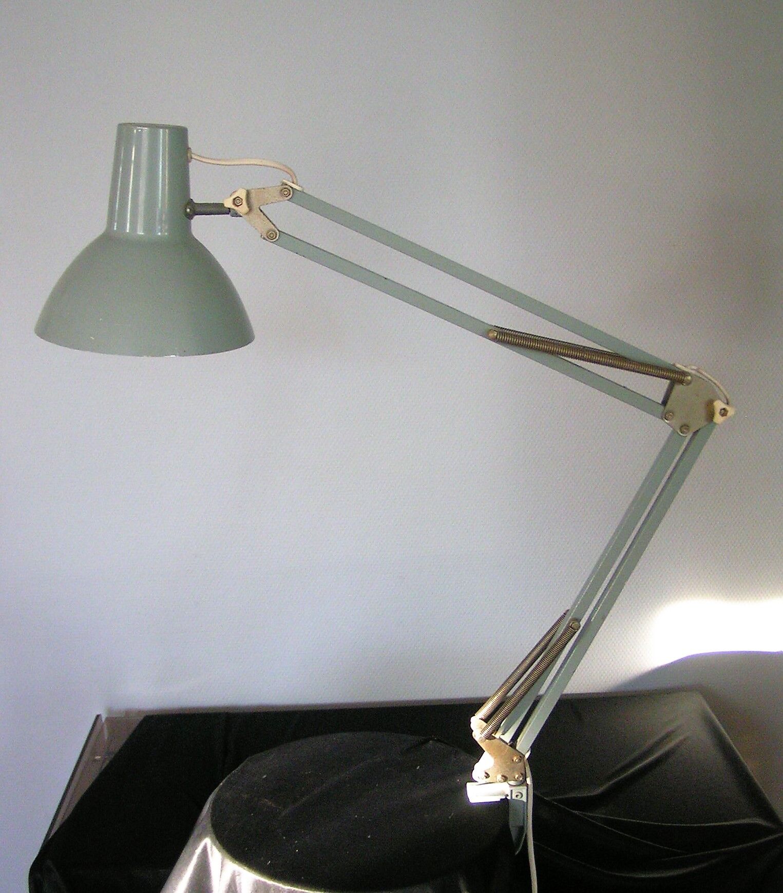 Architect's lamp