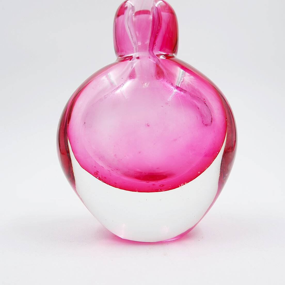 “Sommerso” perfume bottle in pink and transparent glass