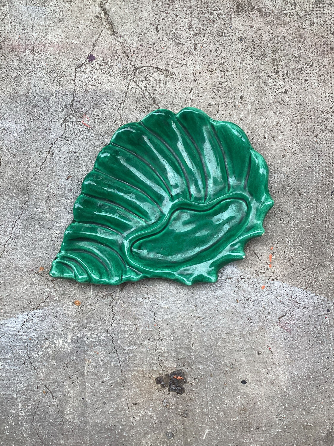 Vallauris green ceramic pocket tray