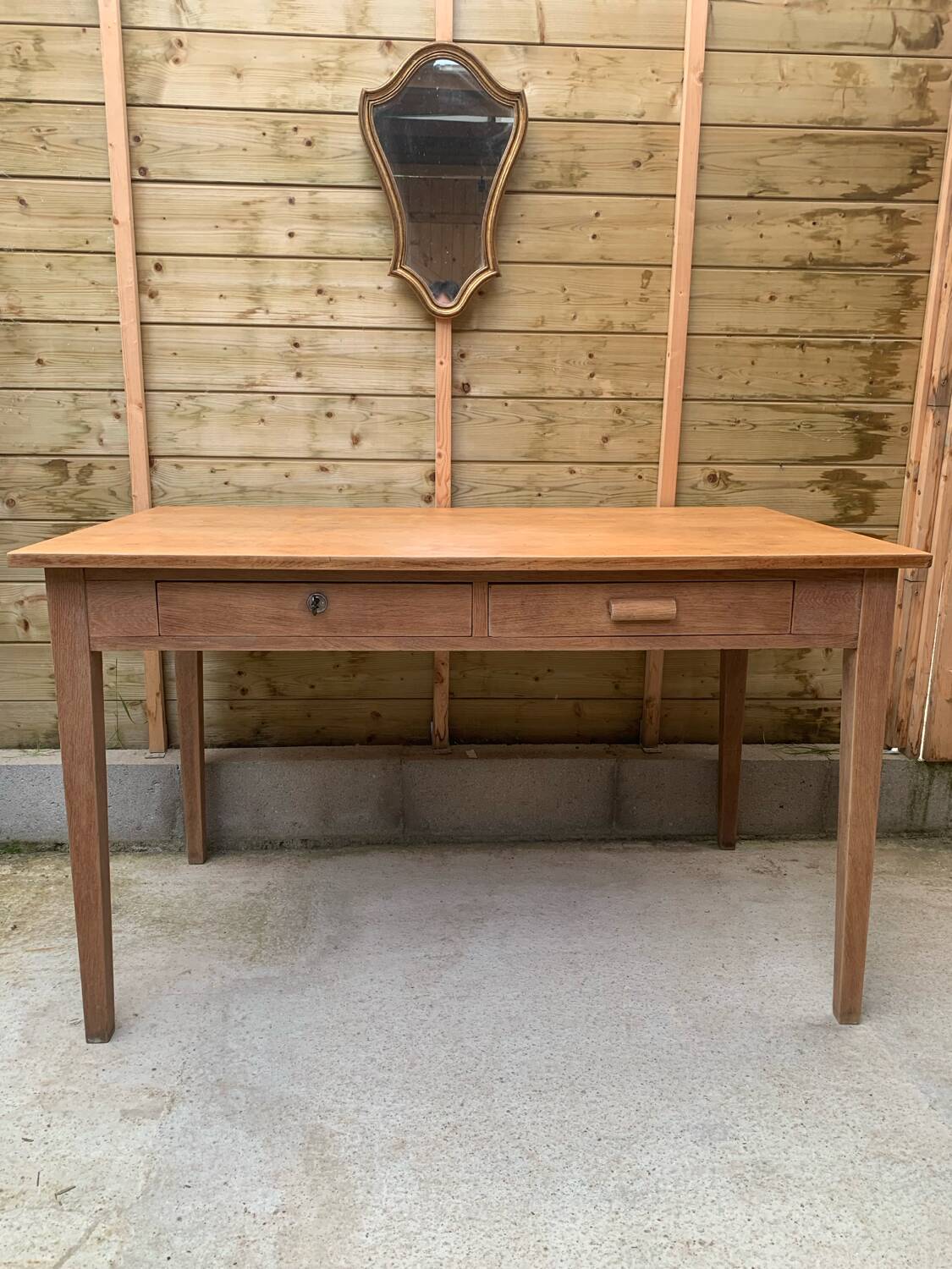 Schoolmaster's office