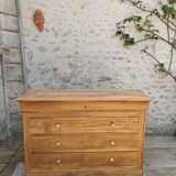 Commode en noyer