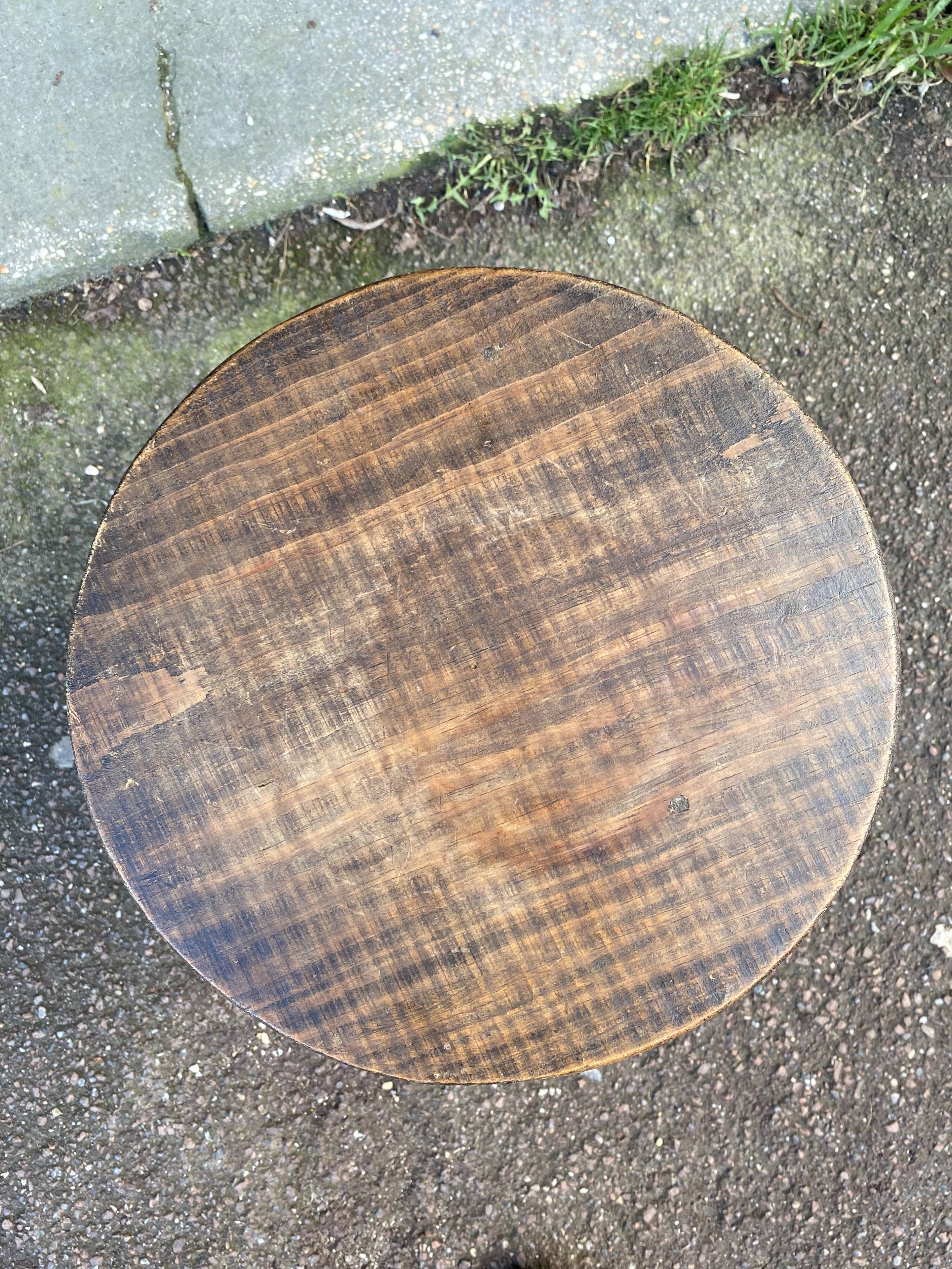 Tabouret brutaliste
