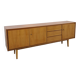 Mid-century notenhout fineer dressoir met 3 lades