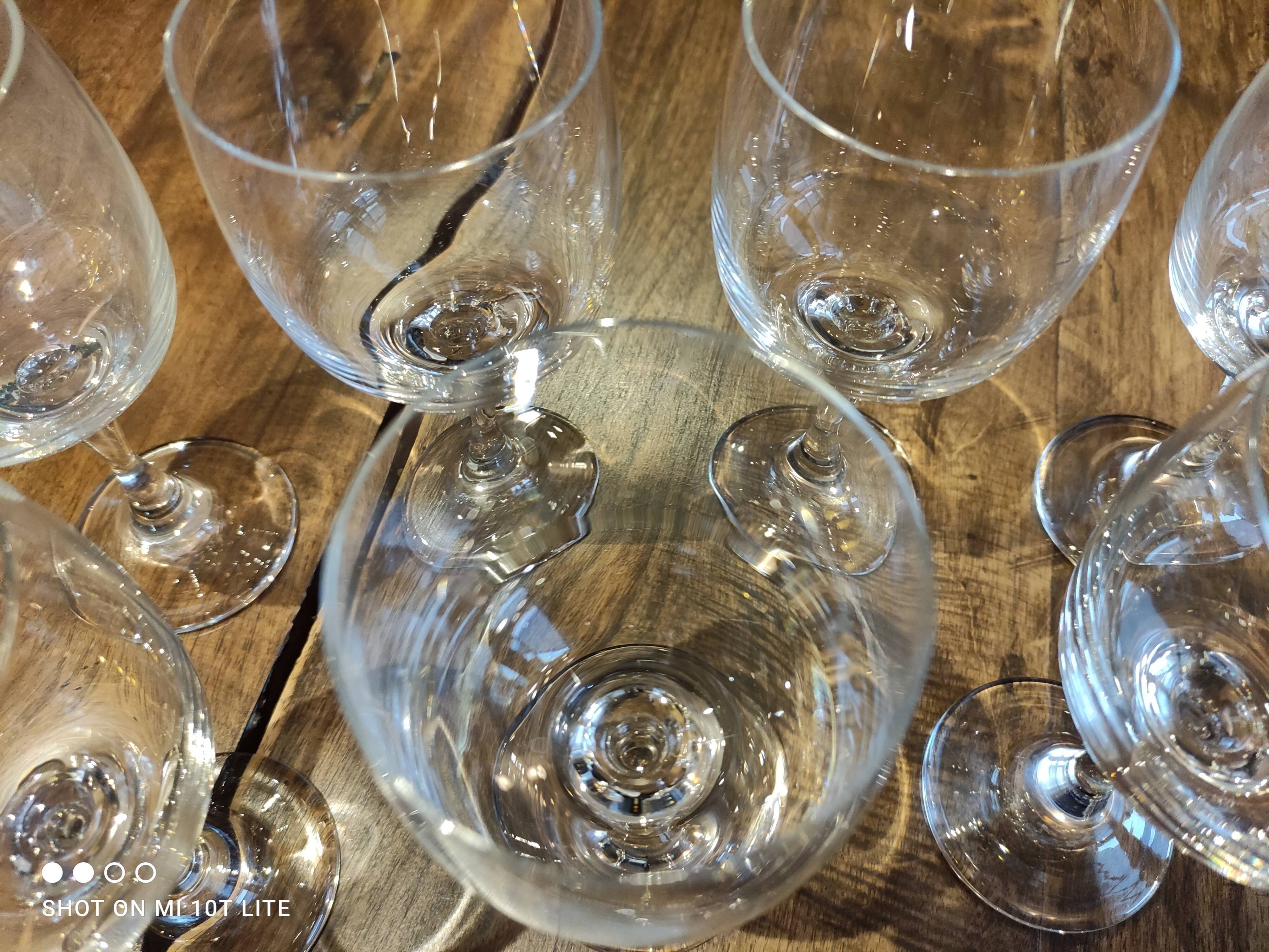 Lot de 7 verres à vin vintage en cristal