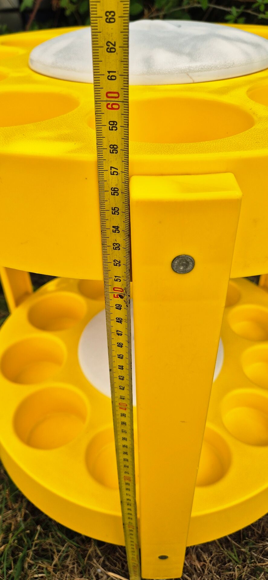 Serving trolley for drinks in yellow plastic, space age 1970.