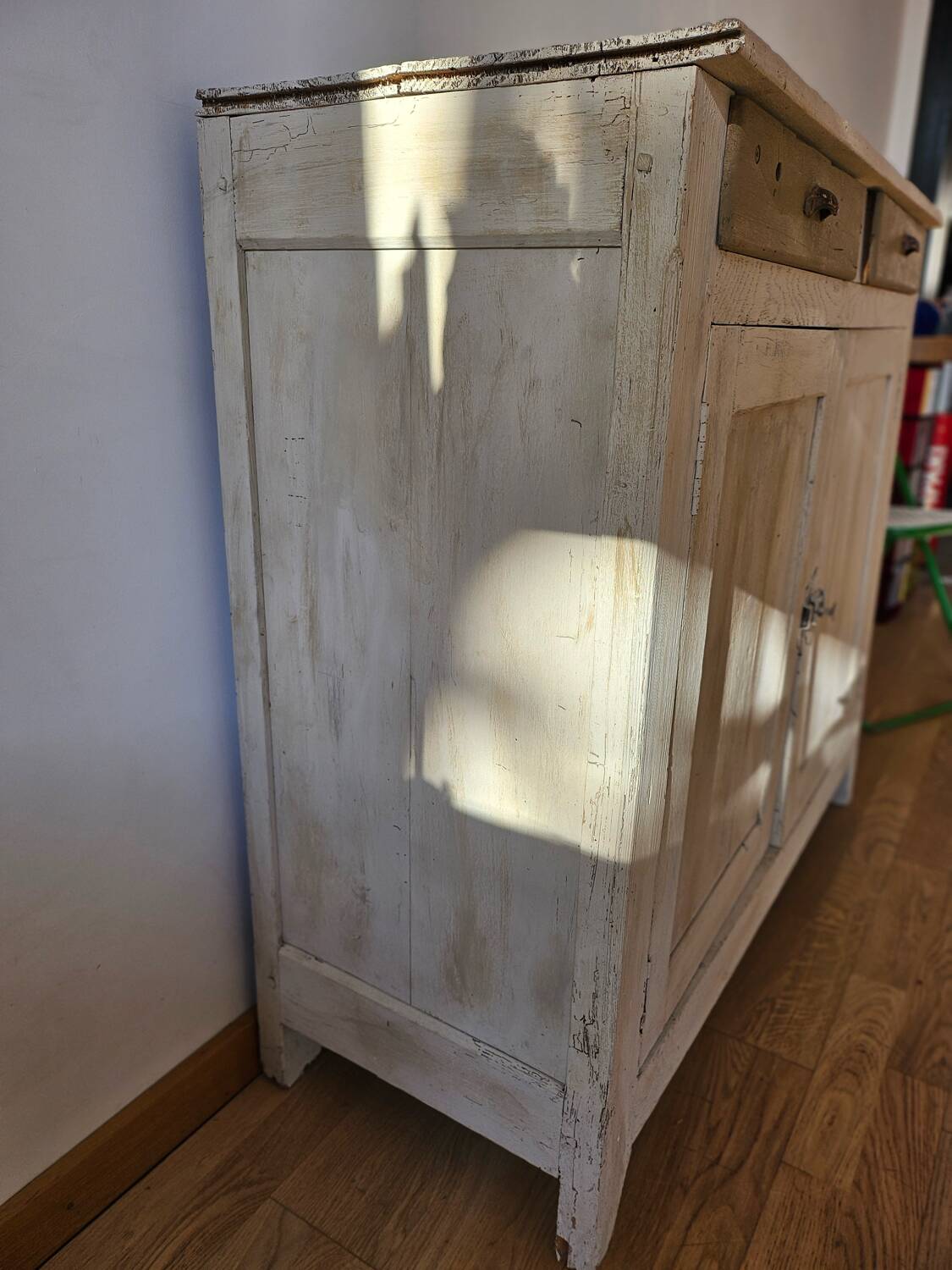 Grand Parisian peasant buffet