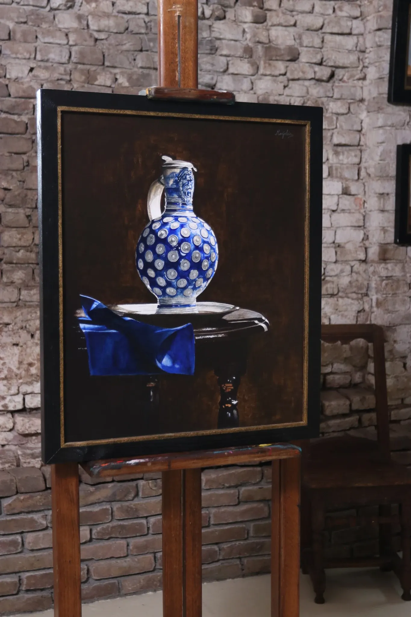 Still life with Westerwald jug on pewter plate – Marjolein van den Berg