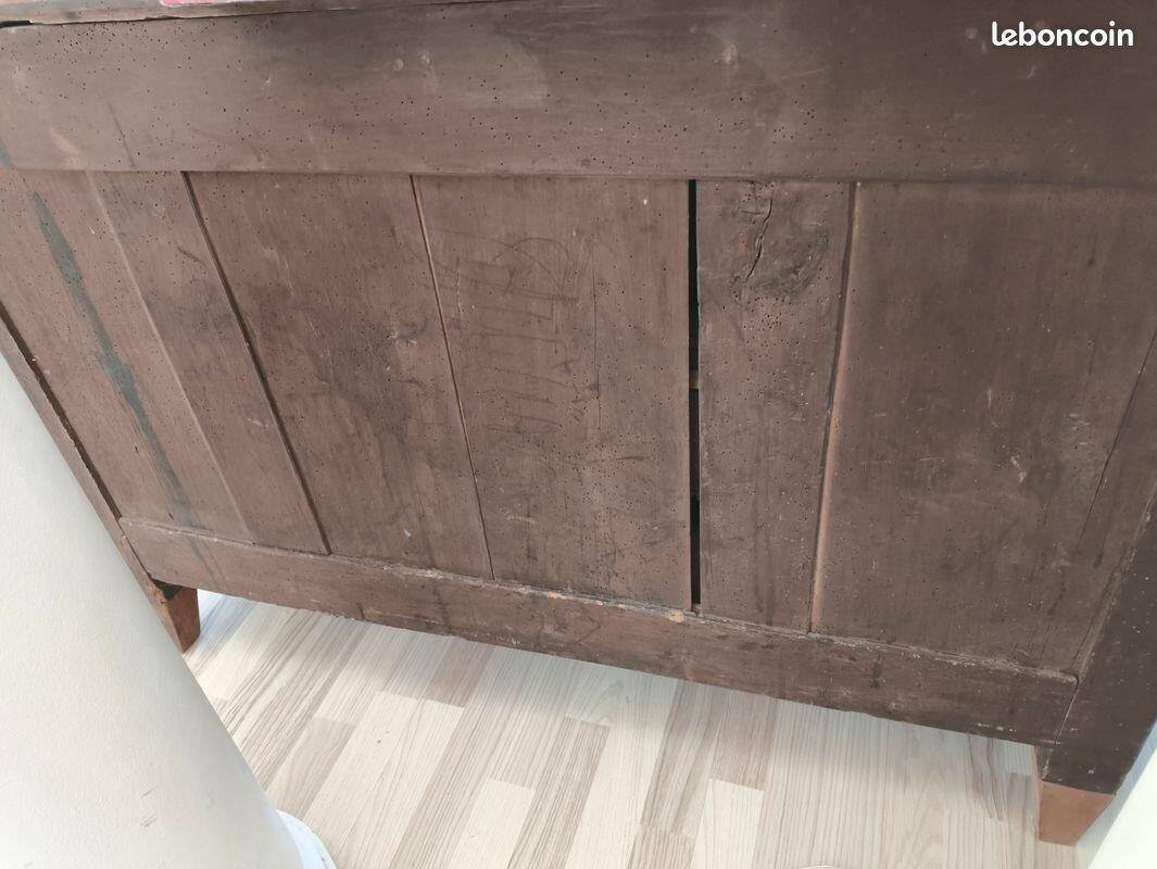 Commode régionale 19e siècle
