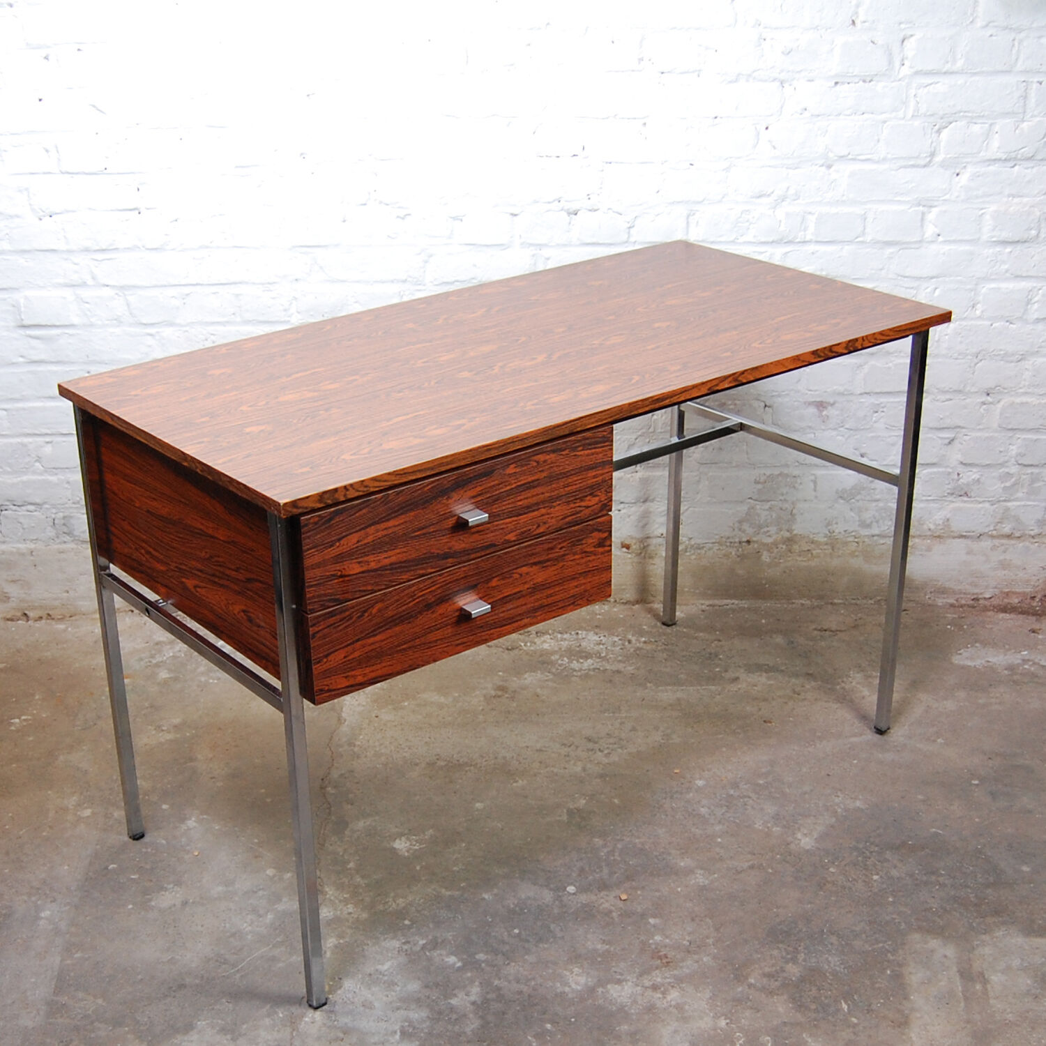 Vintage desk "Etudiant" by Pierre Guariche for Meurop 1965