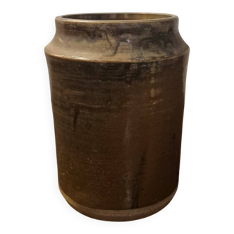 Glazed stoneware pot