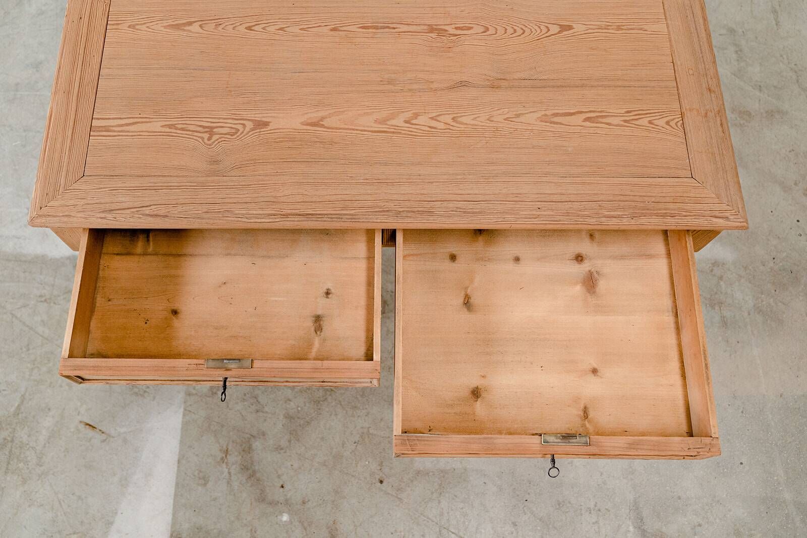 Table / bureau vintage brut