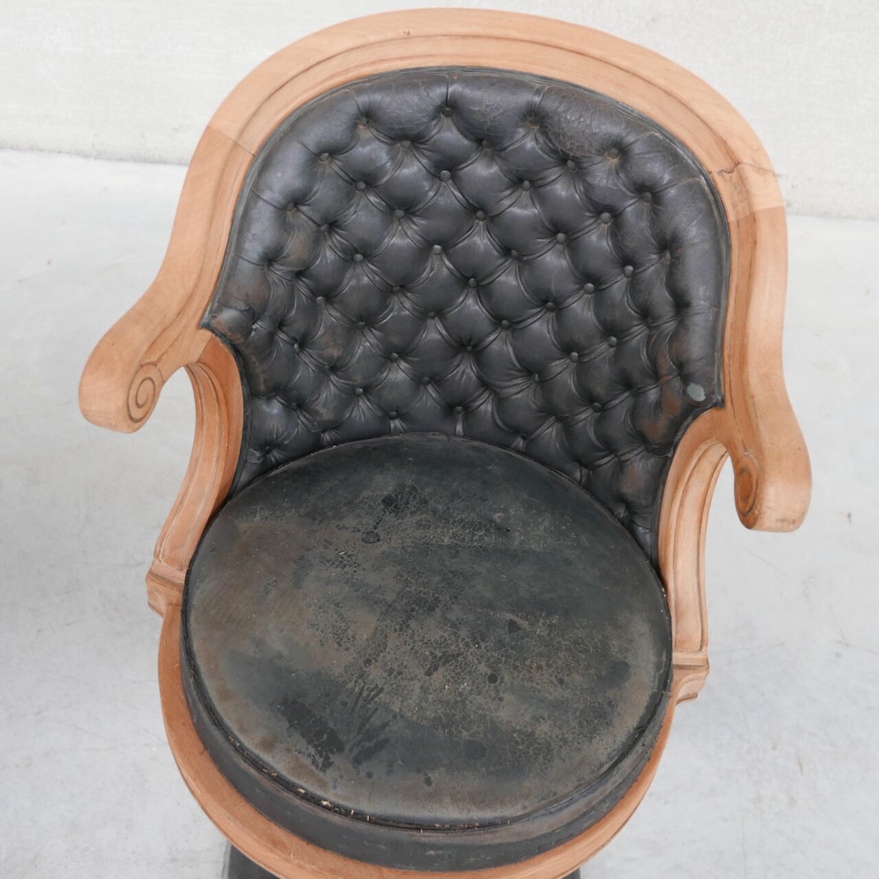 Paire de chaises de bureau pivotantes antiques 'Captain’s'