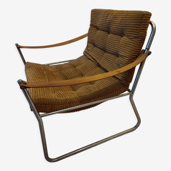 Scandinavian lounge chair in tubular chrome and leather