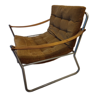 Scandinavian lounge chair in tubular chrome and leather