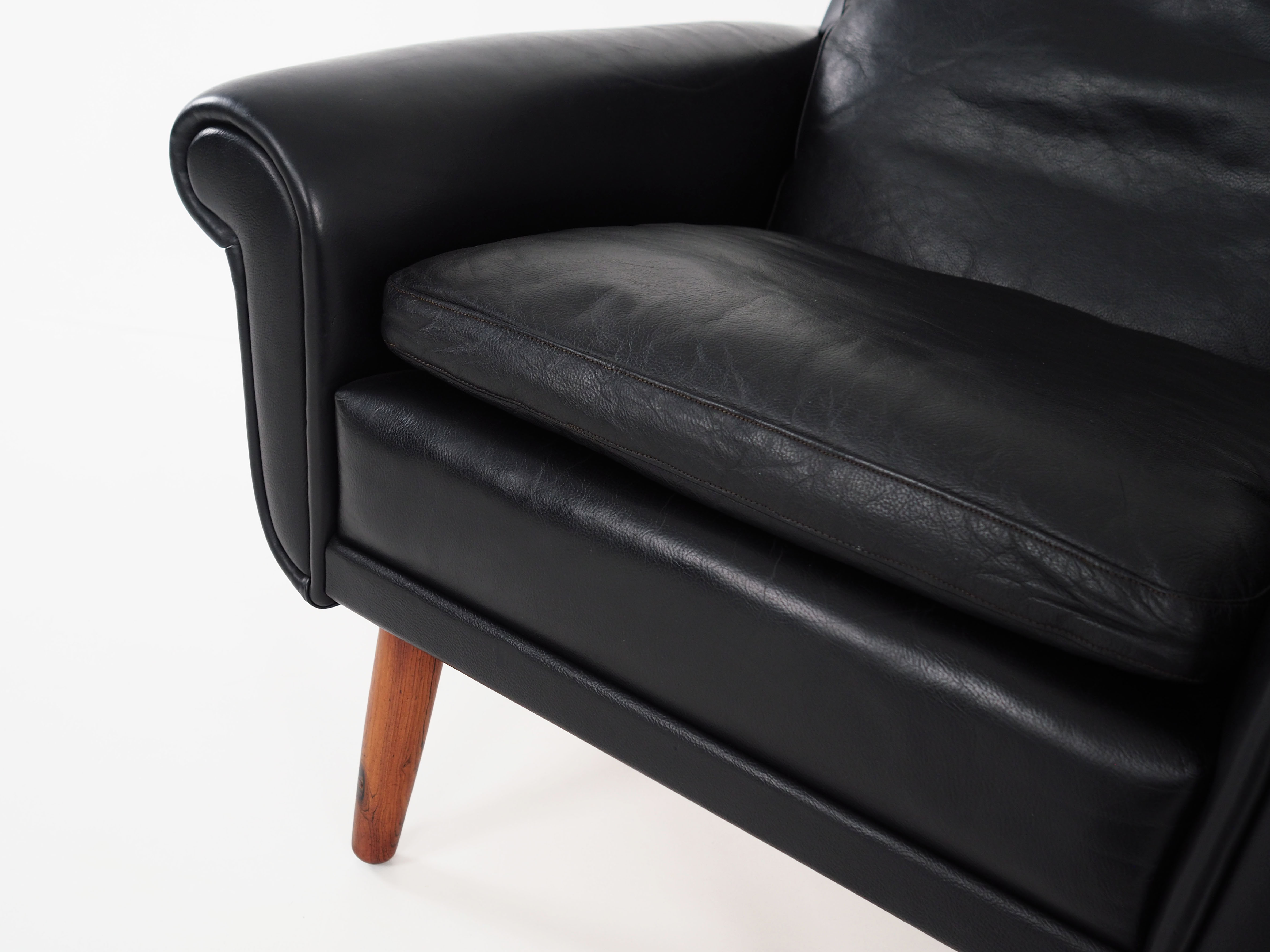 Black leather armchair, Danish design, 1970s, production: Denmark