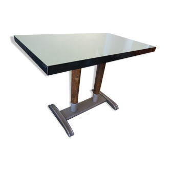 Bistro table