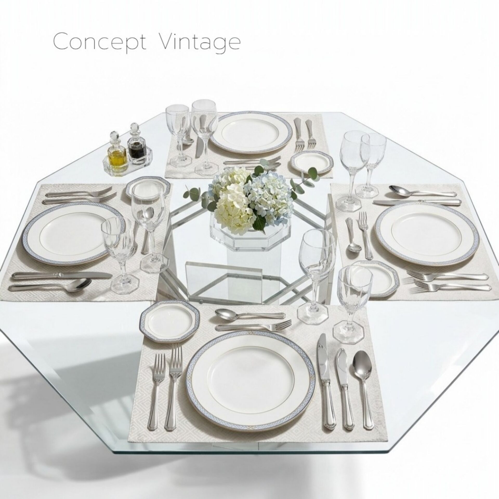 Table de repas octogonale en verre et métal chromé – Circa 1970
