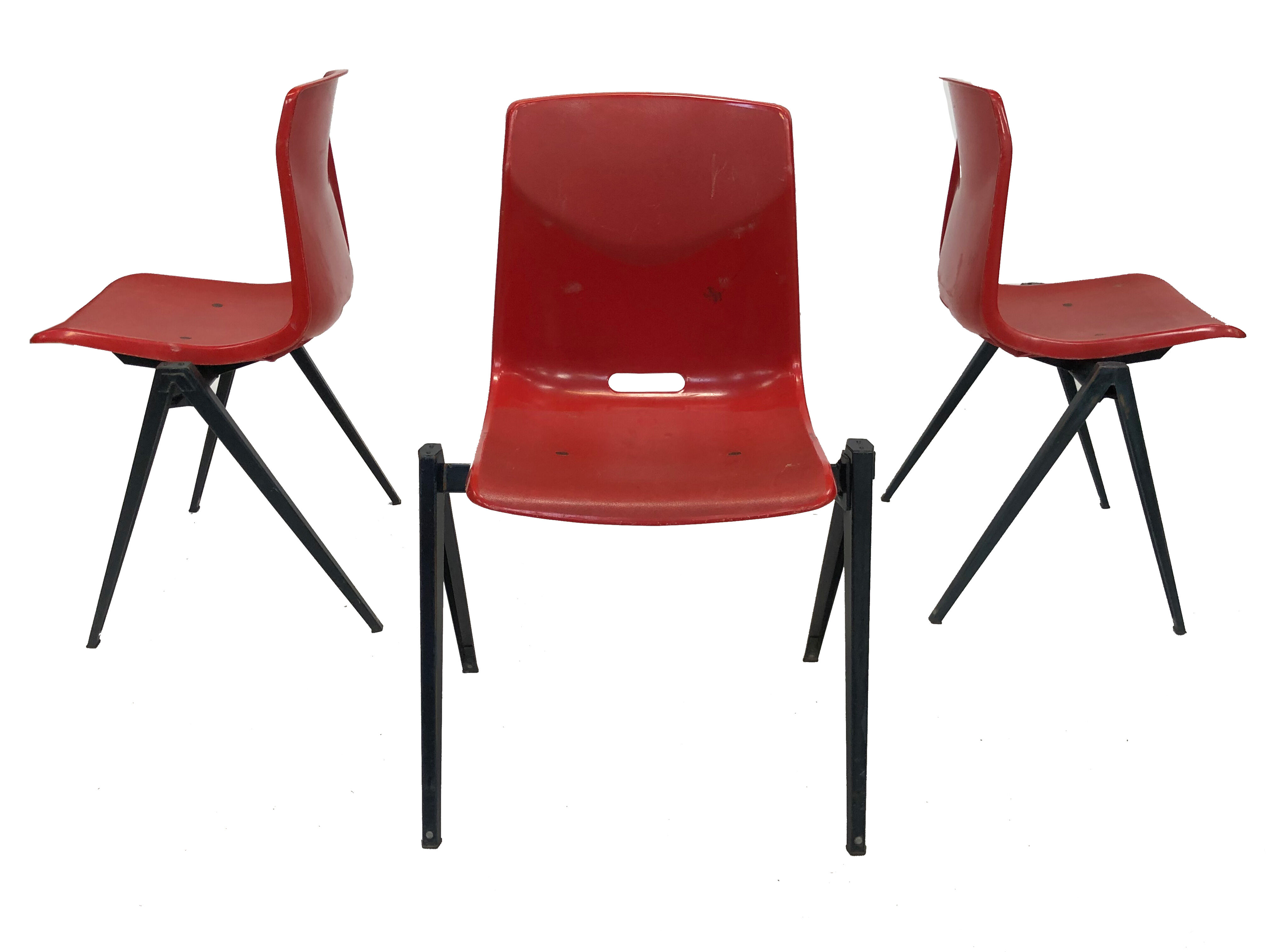 Chaise galvanitas vintage avec pieds compas