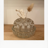 Mid 19-hole flower picks