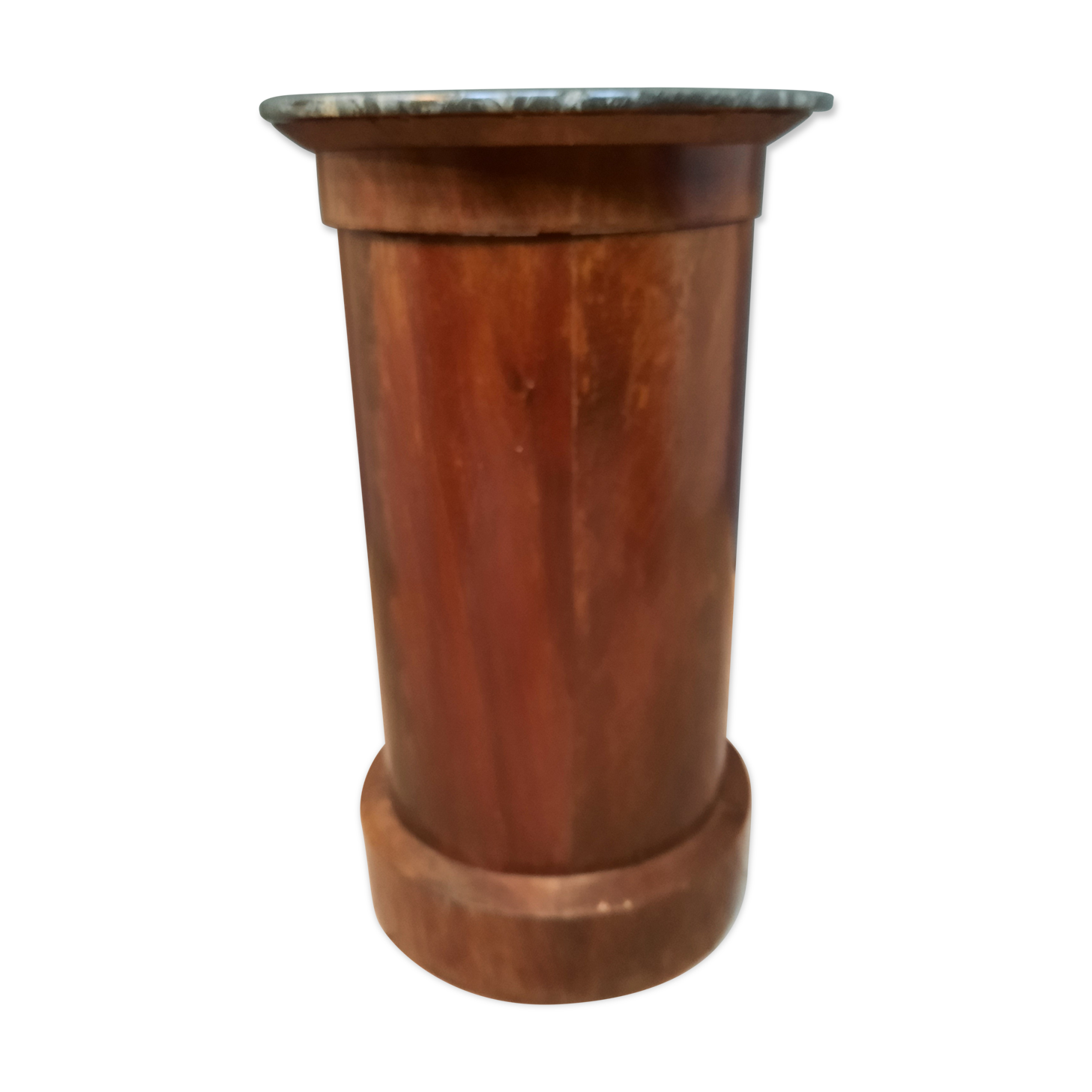 Circular mahogany selette