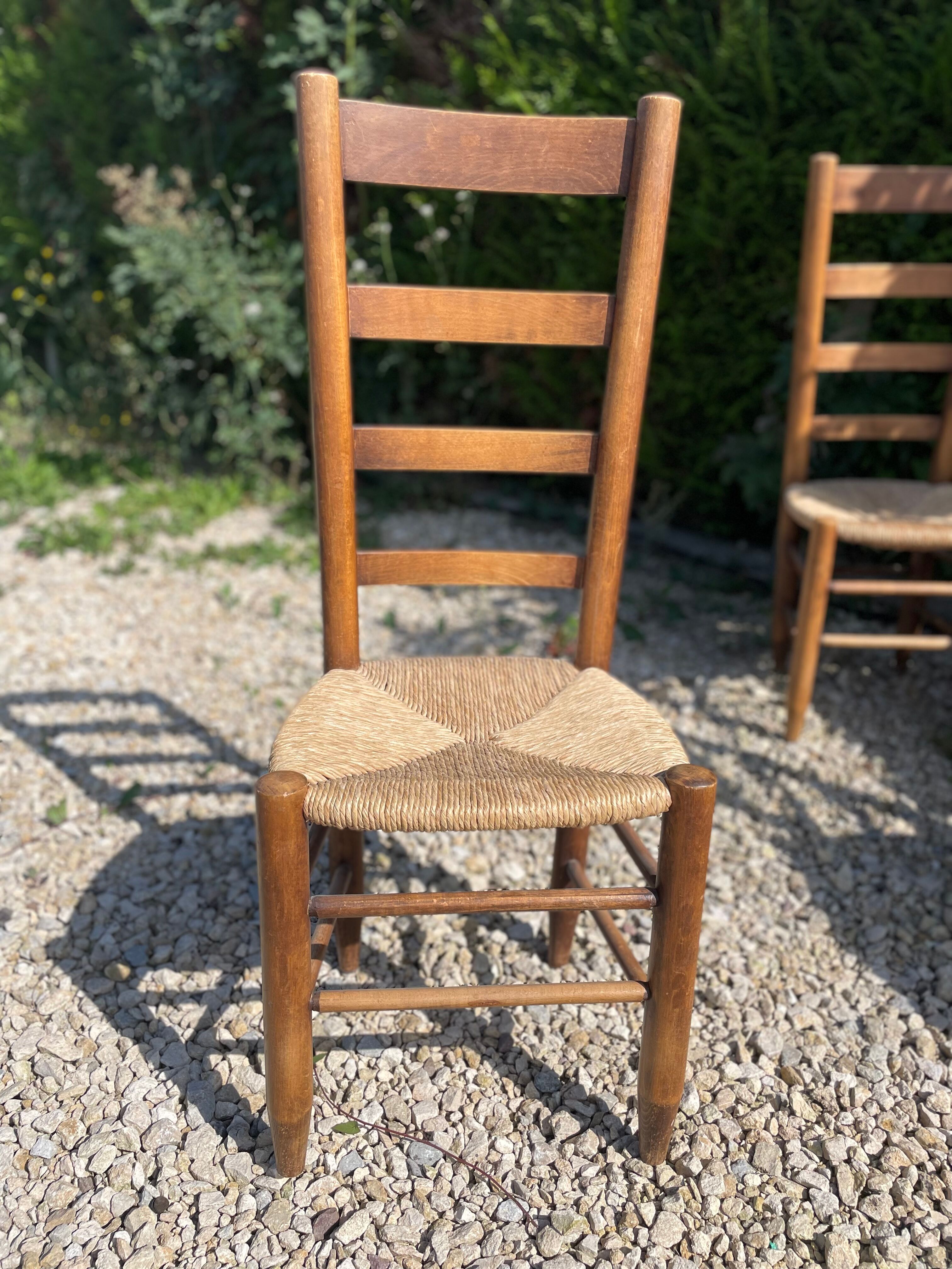 Set of 4 straw chairs