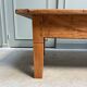 Grande table basse vintage en bois massif (rénovée)