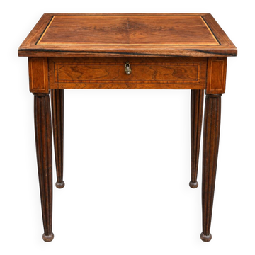 Table d’appoint marquetée avec miroir escamotable – XIXe siècle