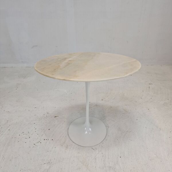 Table d’Appoint Ovale en Marbre par Eero Saarinen pour Knoll