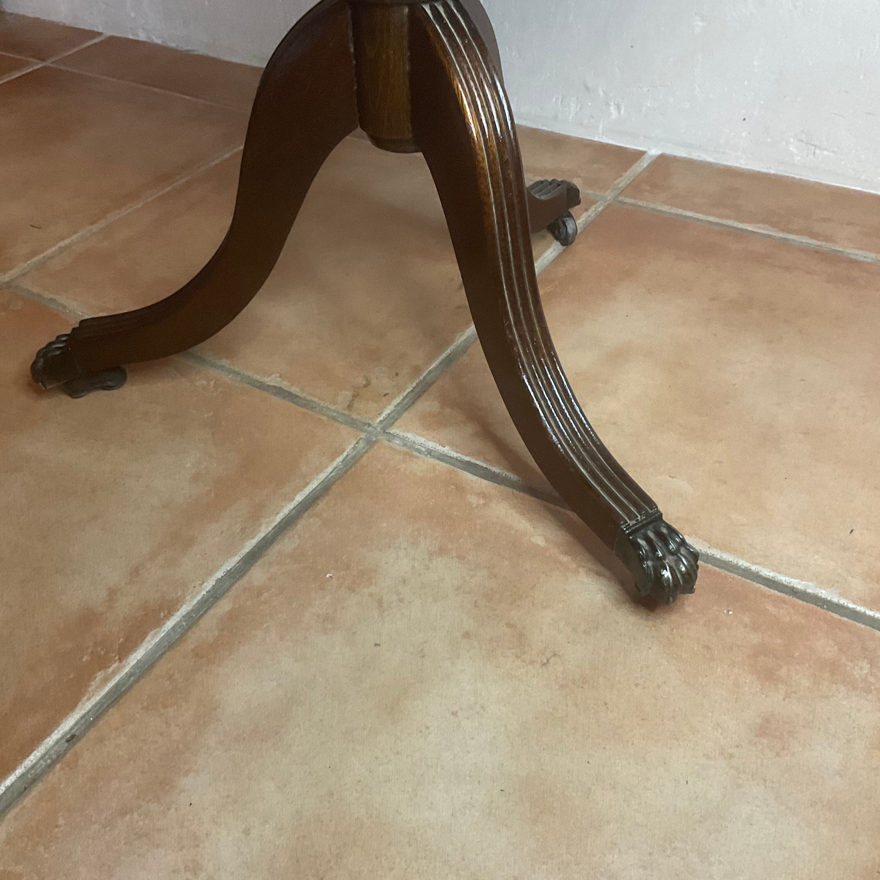 Small furniture side table pedestal table 3 drawers top leather lion's paw in bronze