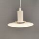 Une lampe suspendue minimaliste blanche de Lyfa Danemark, années 1980.