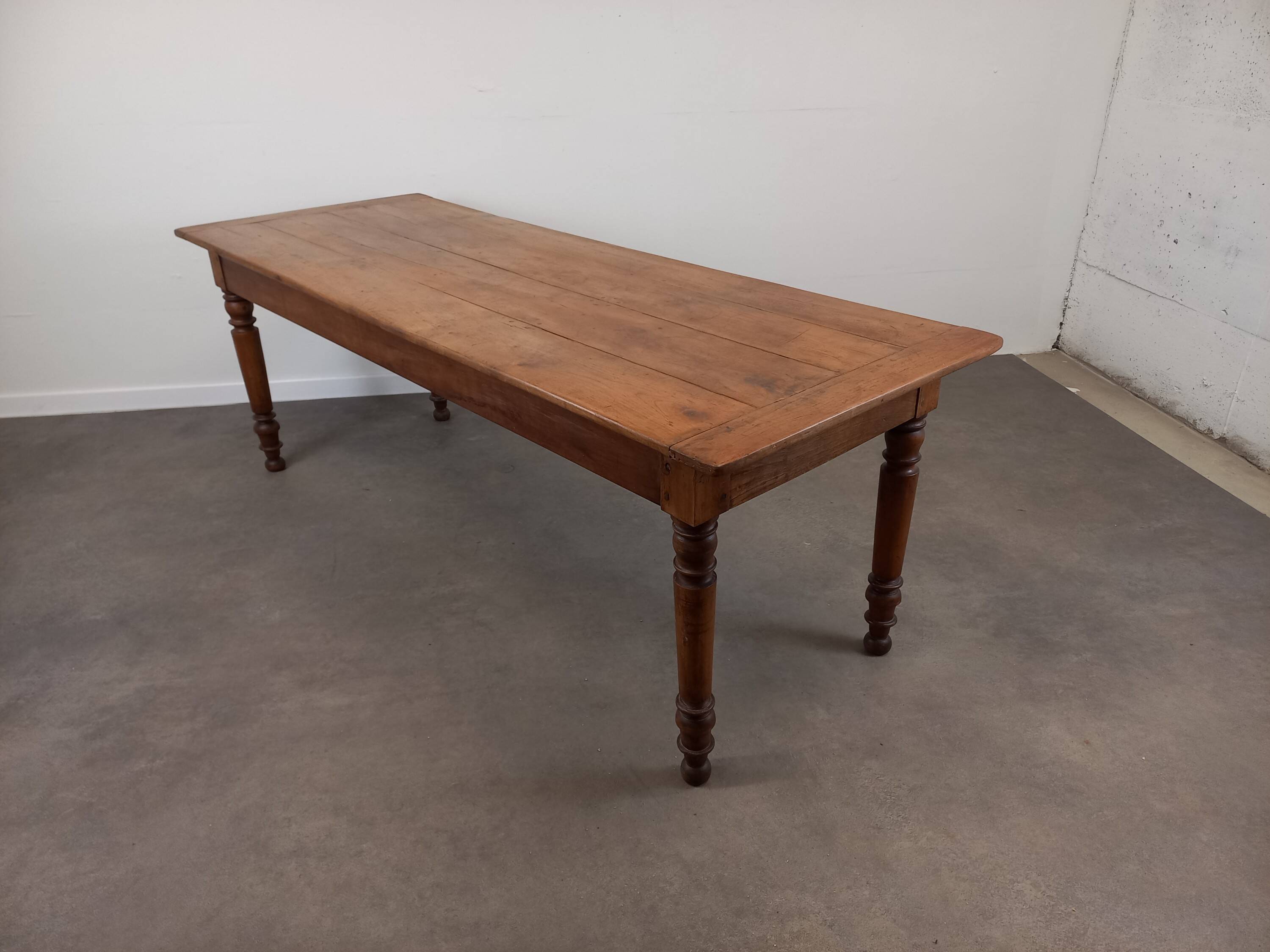 Walnut farm table 211 cm