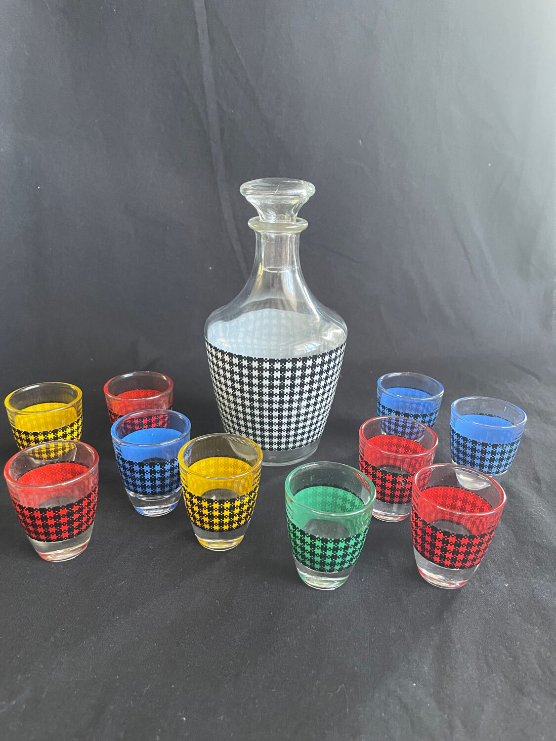 Vichy vintage liquor service