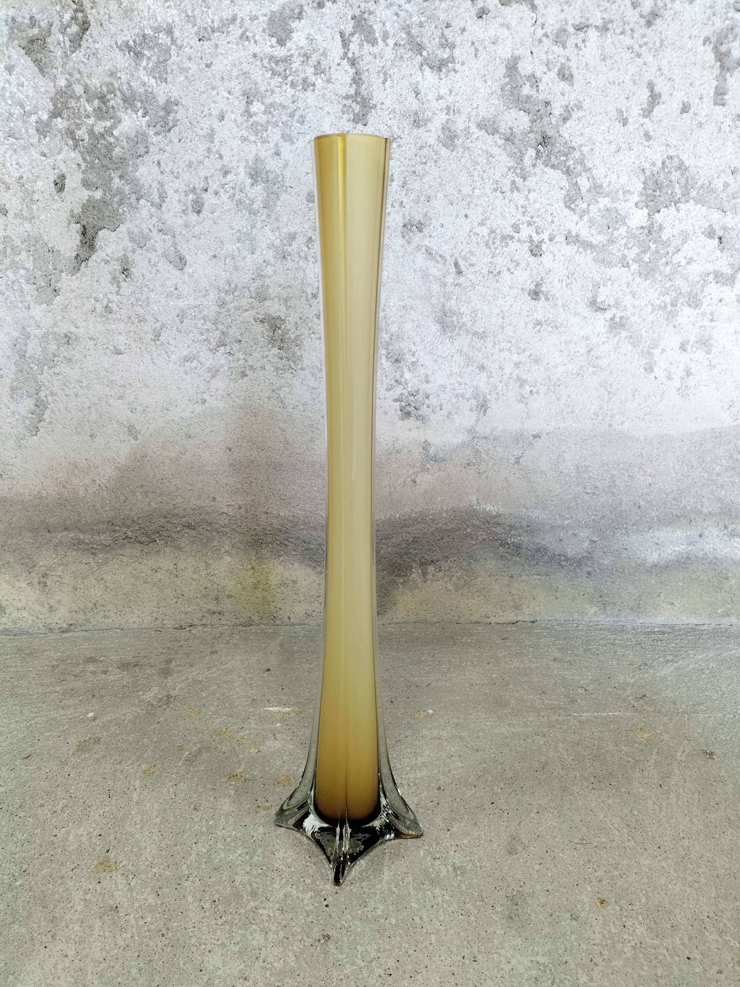 Large yellow soliflore vase