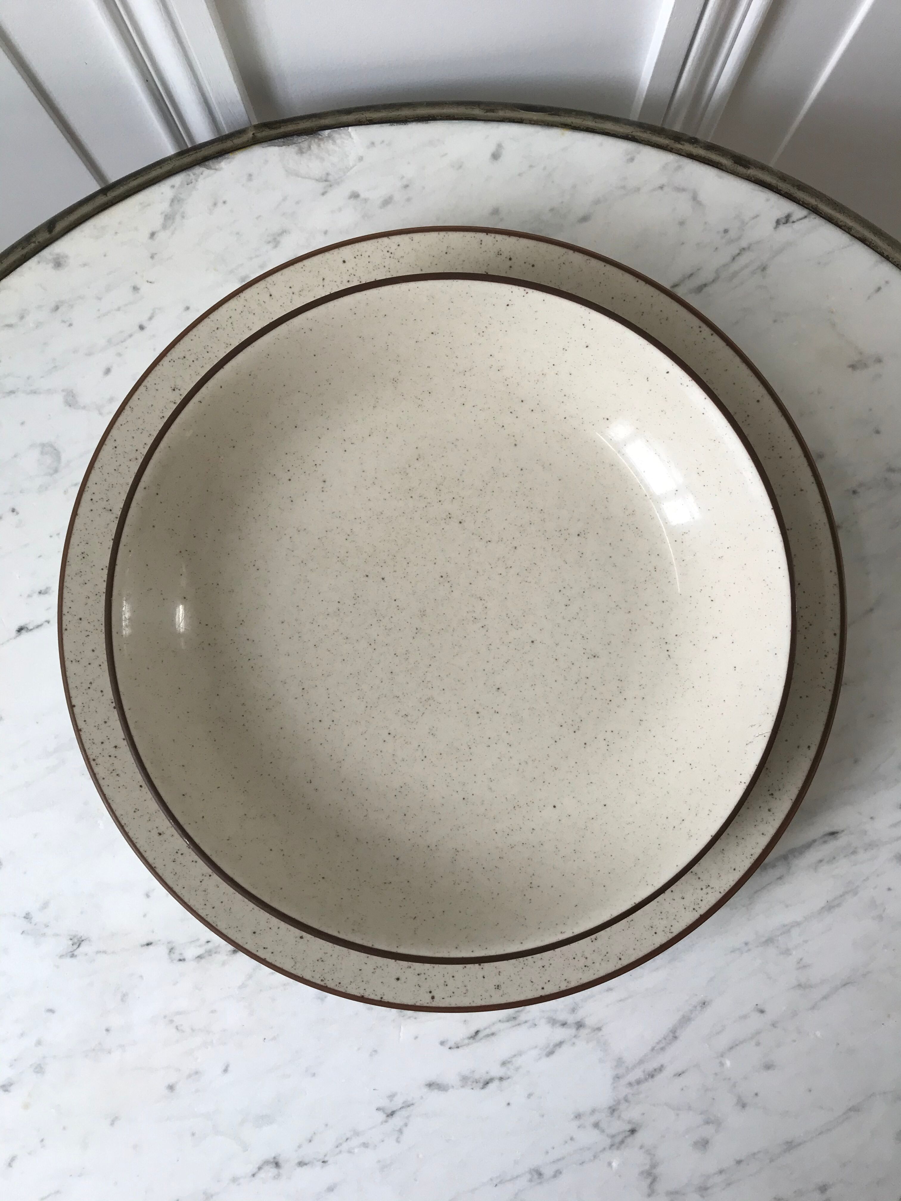 Vintage speckled sandstone plate duos