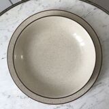 Vintage speckled sandstone plate duos