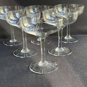 6 Coupes à champagne – Cristal taillé