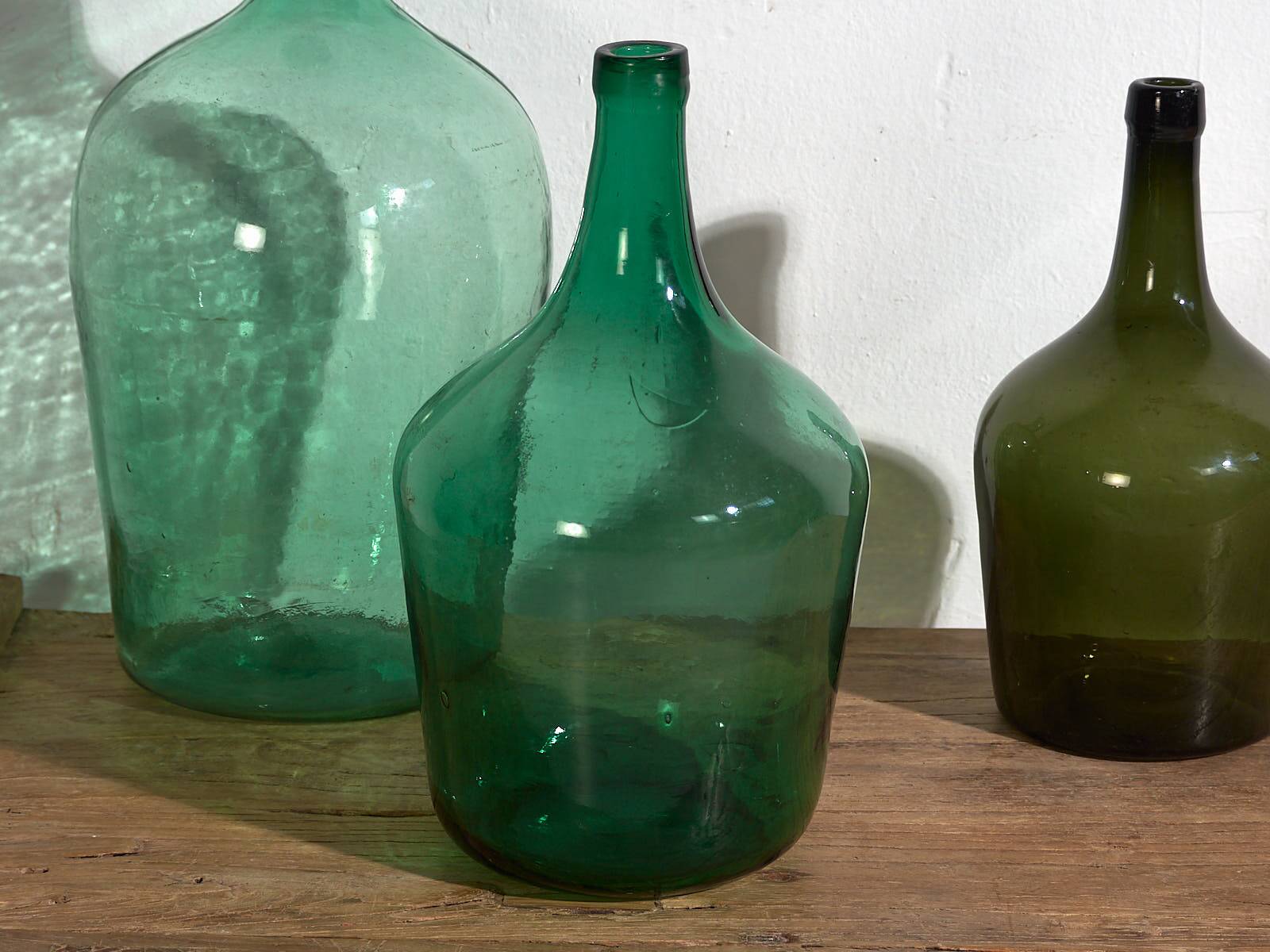 Set of antique cans (circa 1920). Set of 3 pieces