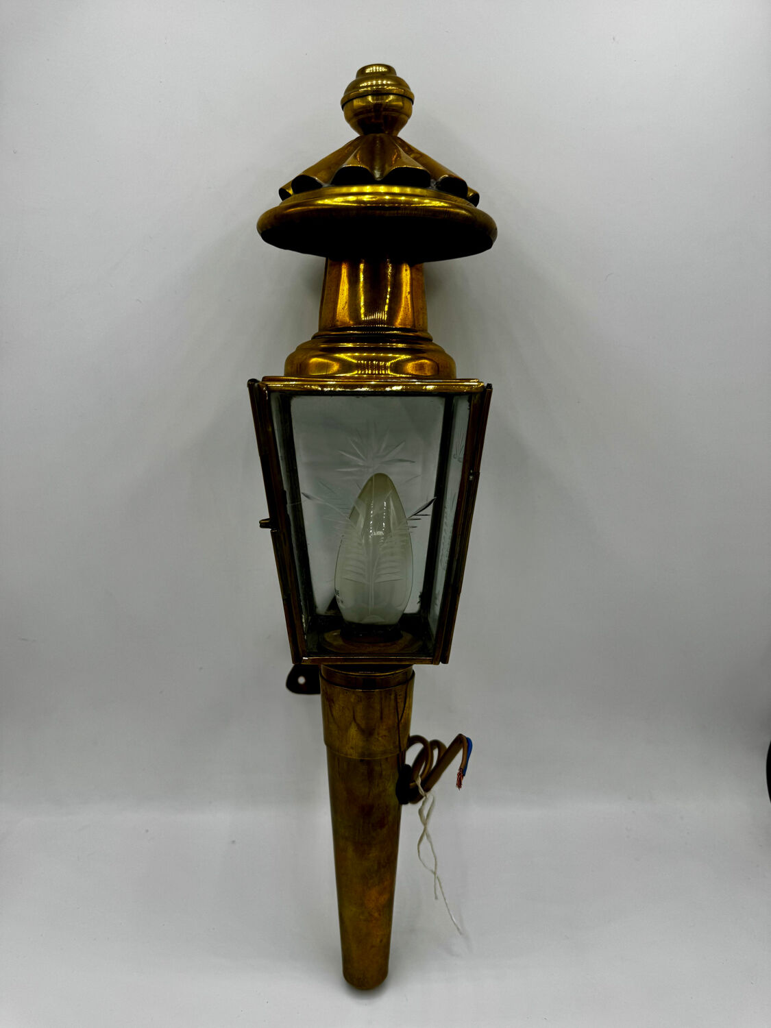 19th-century carriage lamp