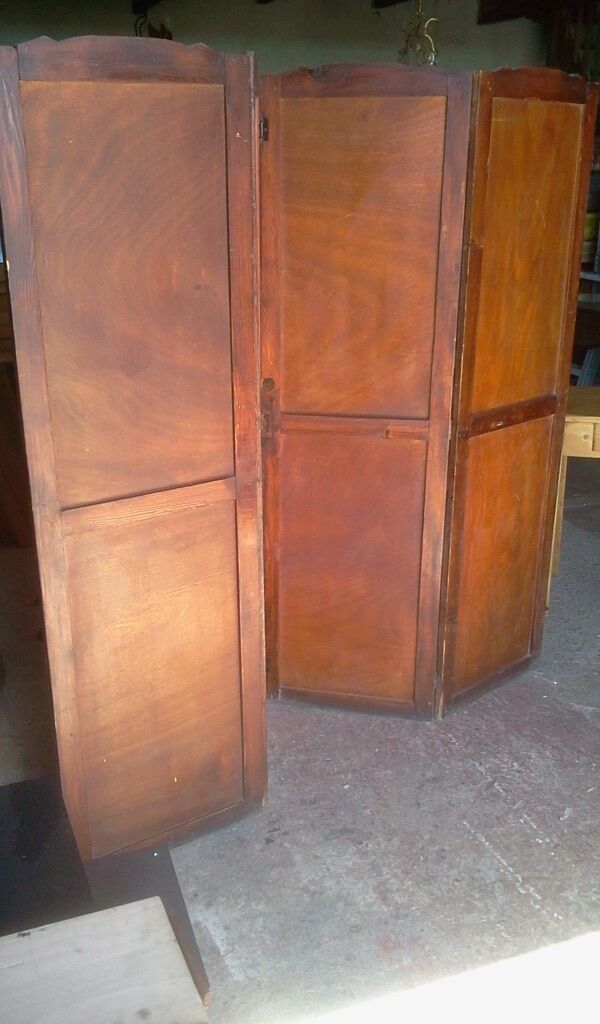 Screen has 4 leaves swing era 1940