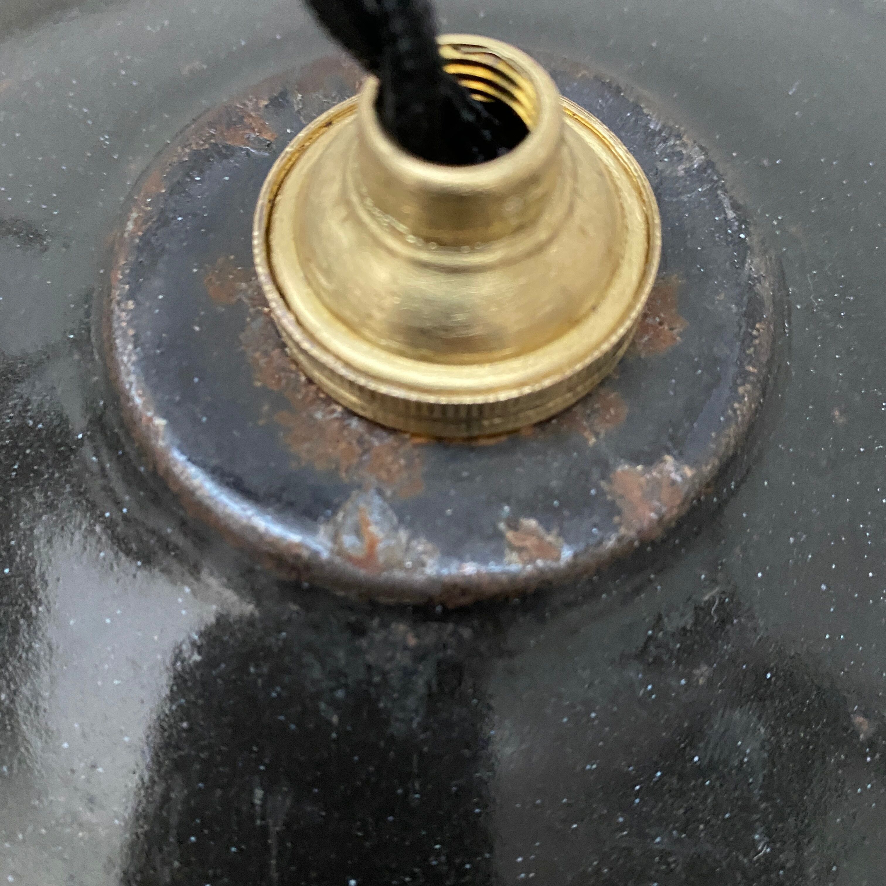 Lot 2 industrial hanging emaillee noires