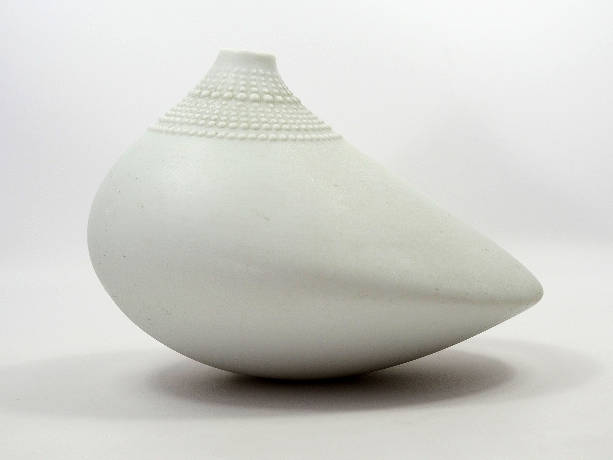 Tapio Wirkkala Porcelain "Pollo" vase for Rosenthal 1970s