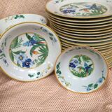 Service Assiettes Pier Import Japon modèle Ara, décor perroquet et fleurs exotiques des années 80
